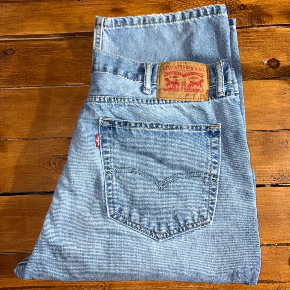 Levi's 505 Regular Fit Jeans Mens 38x32 (Fits 37x31) Blue 100% Cotton Denim
